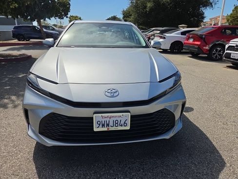 Used 2026 Toyota Camry LE FWD image 8