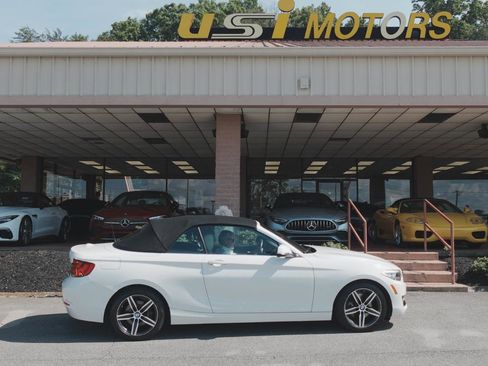 Used 2017 BMW 230i Convertible RWD image 20