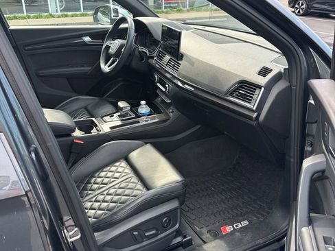 Used 2023 Audi SQ5 Prestige w/ Prestige Package AWD/4WD image 12