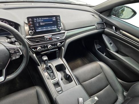 Used 2019 Honda Accord Sport image 16