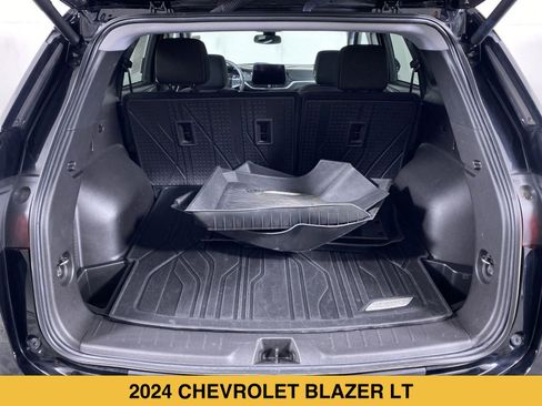 Certified 2024 Chevrolet Blazer LT w/ Convenience Package FWD image 24
