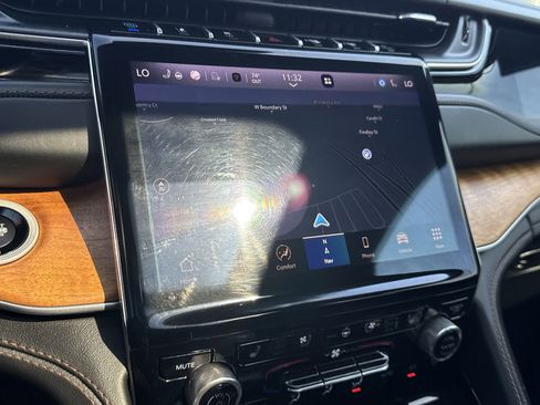 Used 2022 Jeep Grand Cherokee Summit image 14