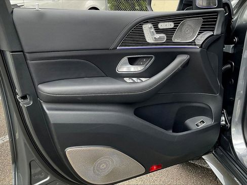 Used 2025 Mercedes-Benz GLS 450 GLS 450 image 15