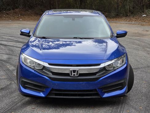 Used 2016 Honda Civic EX image 2