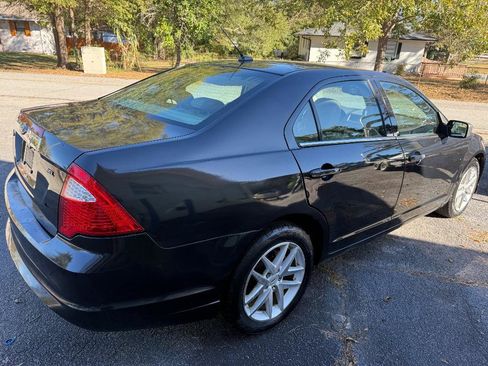 Used 2010 Ford Fusion SEL FWD image 3