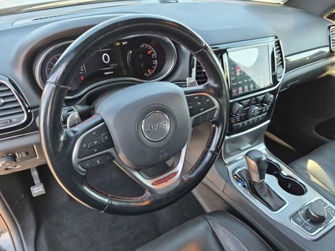 Used 2020 Jeep Grand Cherokee Trailhawk w/ Trailhawk Luxury Group AWD/4WD image 2