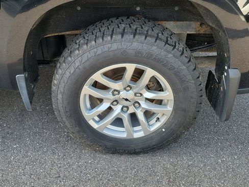 Used 2019 Chevrolet Silverado 1500 RST w/ All-Star Edition AWD/4WD image 36