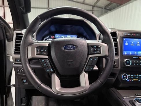 Used 2021 Ford Expedition XLT AWD/4WD image 30