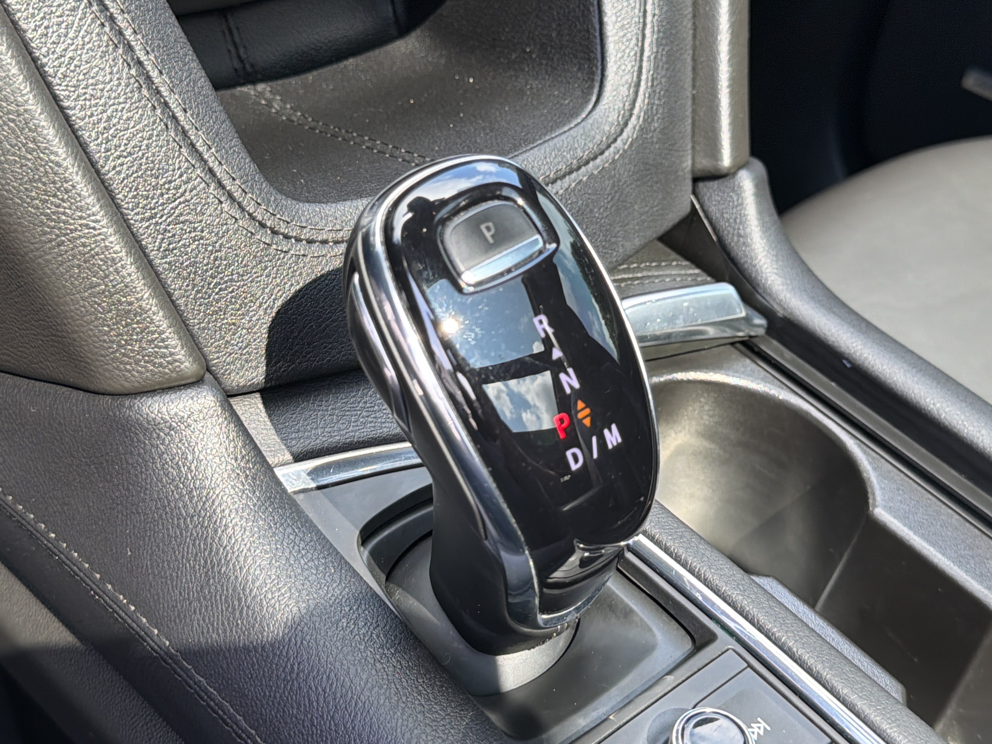 Used 2023 Cadillac XT5 Sportv w/ LPO, Floor Liner Package AWD/4WD image 38