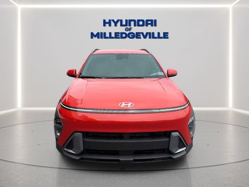 Used 2025 Hyundai Kona SEL FWD image 9