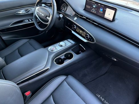 Used 2025 Genesis GV70 2.5T image 21