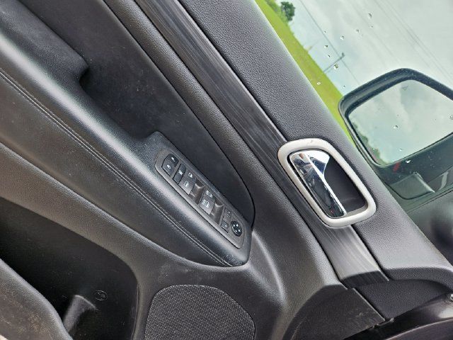 Used 2021 Jeep Grand Cherokee Laredo AWD/4WD image 11
