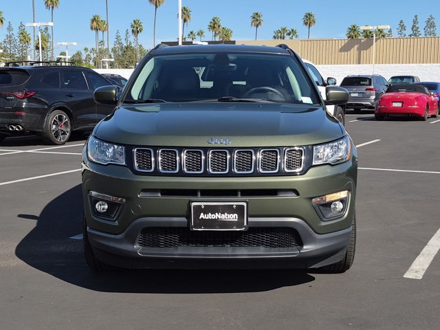 Used 2018 Jeep Compass Latitude w/ Popular Equipment Group FWD image 2
