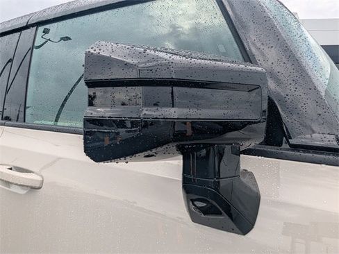 New 2026 GMC Hummer EV SUV image 12