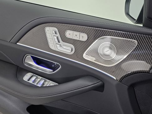 New 2026 Mercedes-Benz GLE 63 AMG S image 12