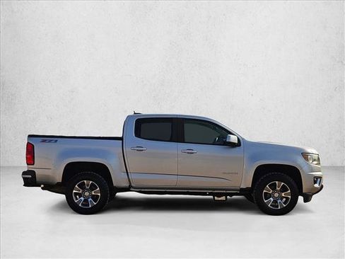 Used 2018 Chevrolet Colorado Z71 AWD/4WD image 4