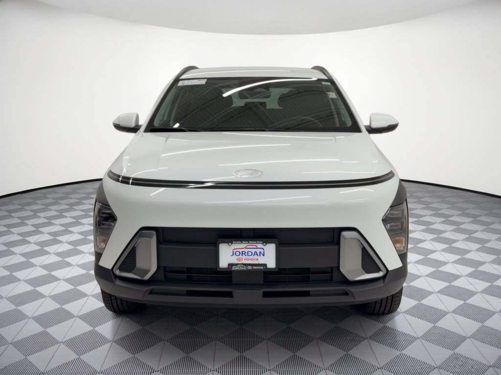 Used 2025 Hyundai Kona SEL AWD/4WD image 6