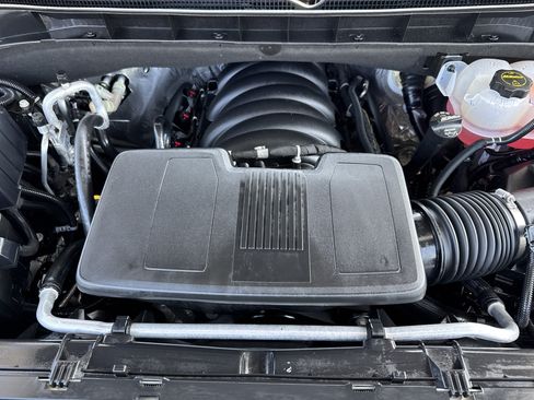 Used 2025 GMC Yukon Denali Ultimate w/ LPO, Floor Liner Package AWD/4WD image 36