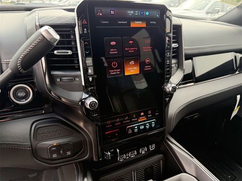 New 2026 RAM 2500 Limited image 18