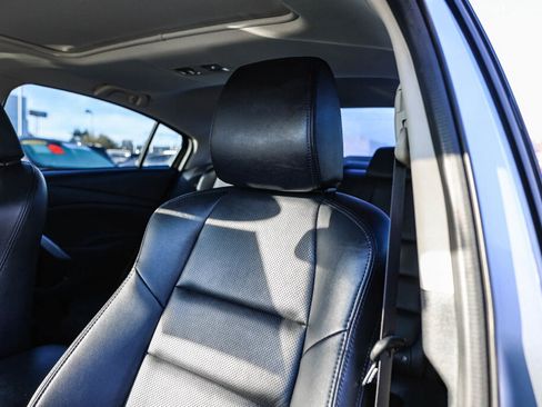 Used 2017 MAZDA MAZDA6 Touring image 16