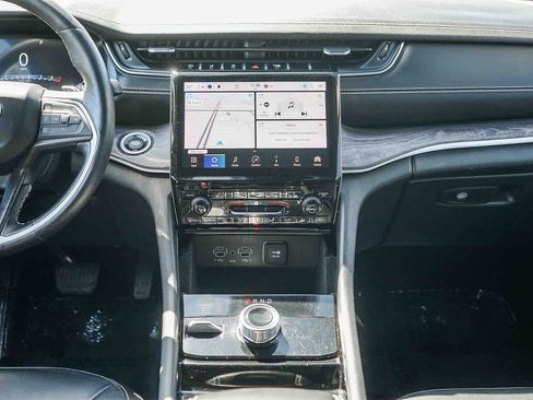 Used 2021 Jeep Grand Cherokee L Limited image 12