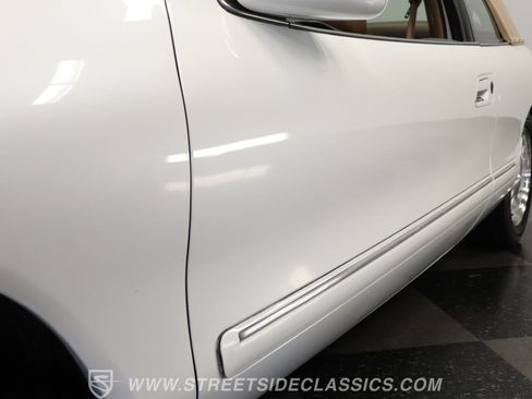 Used 1994 Lincoln Mark VIII image 21