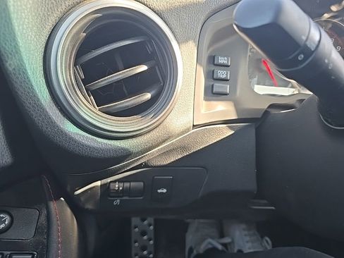 Used 2020 Subaru BRZ Limited RWD image 18