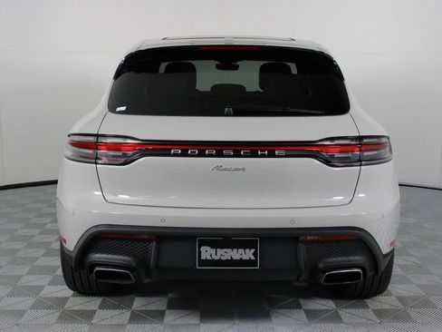 New 2026 Porsche Macan image 6
