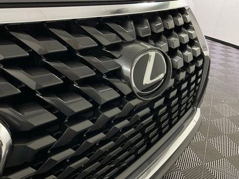 Used 2023 Lexus GX 460 Premium w/ Accessory Package AWD/4WD image 9