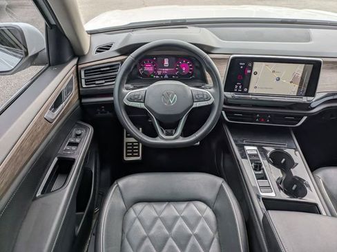 Used 2025 Volkswagen Atlas SEL Premium R-Line AWD/4WD image 29