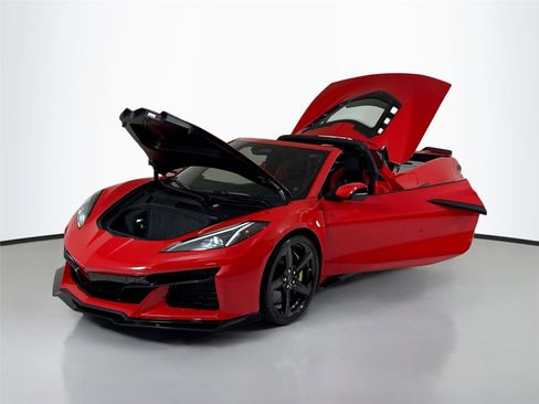 Used 2024 Chevrolet Corvette Z06 w/ Stealth Interior Trim Package RWD image 40