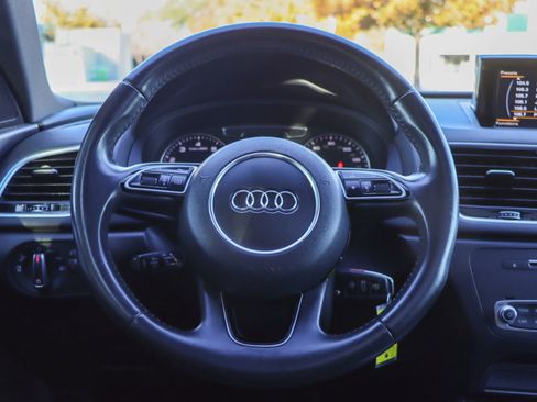 Used 2018 Audi Q3 2.0T Premium image 25