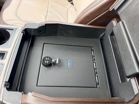 Used 2019 Ford F150 Limited image 49