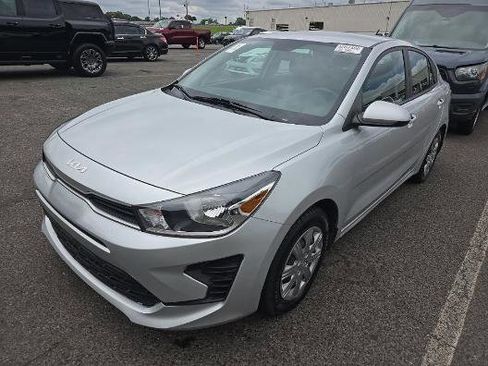 Used 2023 Kia Rio S FWD image 4