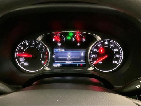 Used 2023 GMC Acadia SLE w/ Driver Convenience Package FWD image 25