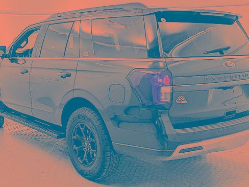 Certified 2023 Ford Expedition Timberline AWD/4WD image 4