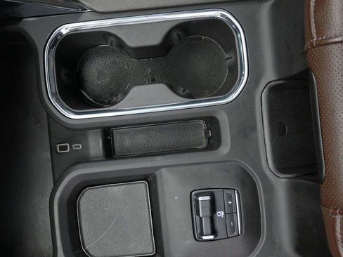 Used 2024 GMC Sierra 2500 Denali w/ Denali Reserve Package image 37