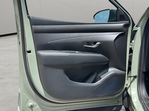 Used 2025 Hyundai Santa Cruz SEL image 16