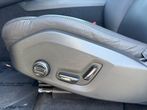 Certified 2024 Volvo XC60 B5 Plus w/ Protection Package Premier AWD/4WD image 14