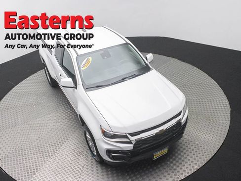 Used 2022 Chevrolet Colorado LT w/ Fleet Safety Package AWD/4WD image 3