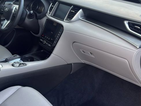Used 2025 INFINITI QX50 Luxe image 24