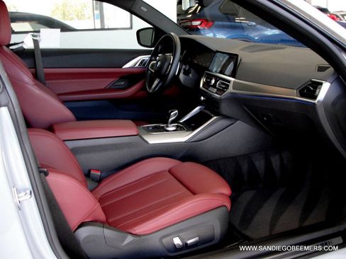 Used 2023 BMW M440i Coupe w/ Premium Package RWD image 37