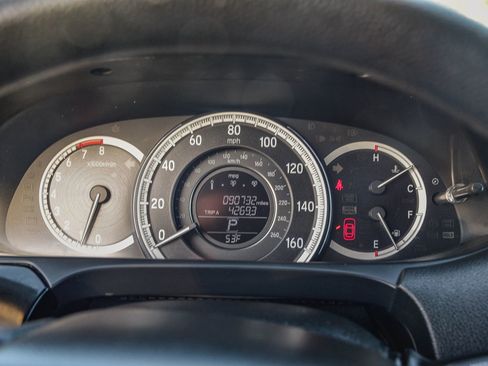 Used 2016 Honda Accord LX image 29