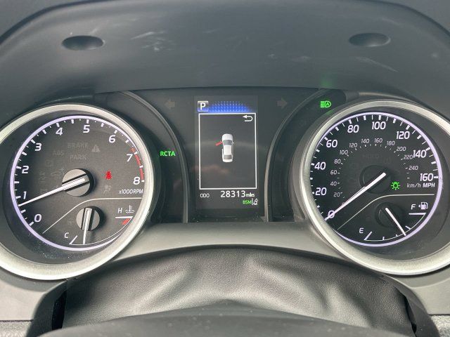 Used 2022 Toyota Camry LE w/ Convenience Package FWD image 11