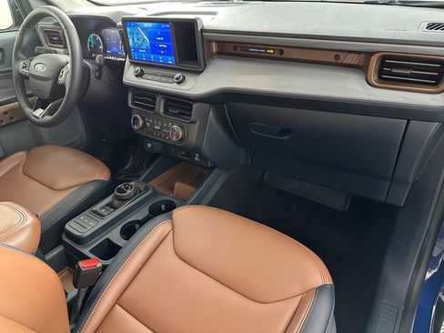 Used 2023 Ford Maverick Lariat w/ Lariat Luxury Package FWD image 19