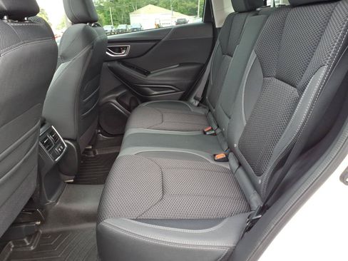 Certified 2023 Subaru Forester Premium AWD/4WD image 8