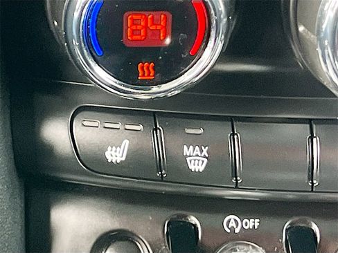 Used 2023 MINI Cooper 2-Door Hardtop image 19