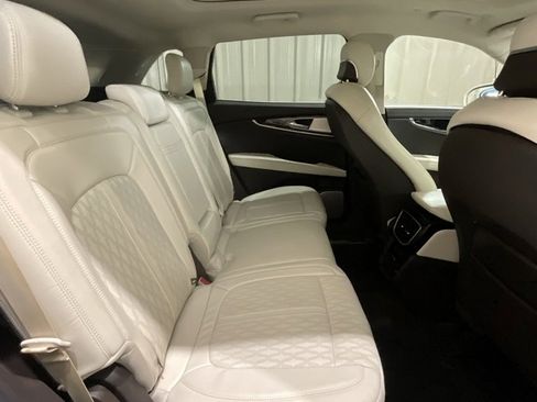 Used 2021 Lincoln Nautilus Black Label w/ Class II Trailer Tow Package image 12