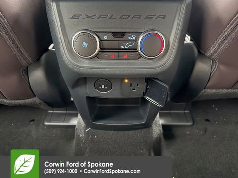 New 2026 Ford Explorer Platinum image 12