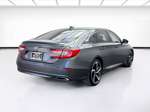Used 2019 Honda Accord Sport image 4
